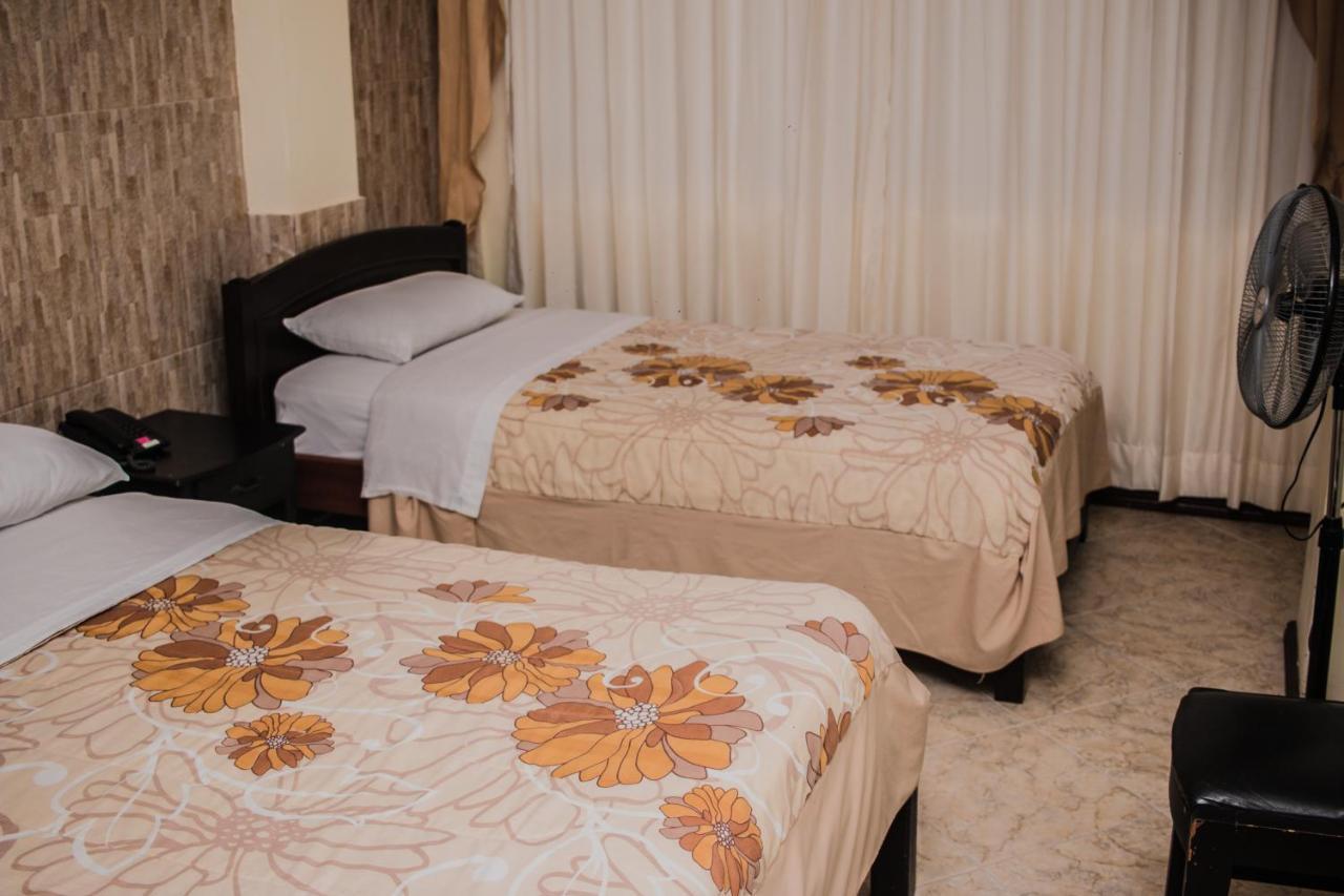 Hotel Oro Negro プヨ エクステリア 写真